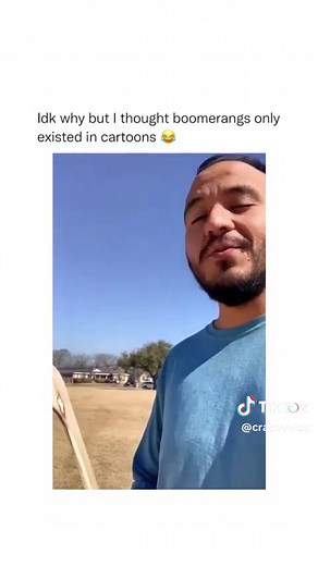How Do Boomerangs Work? Explained by a Pro!