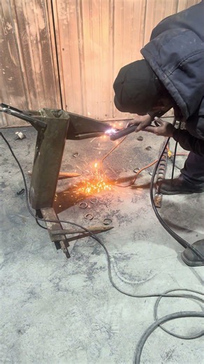 Part 1 Replacing hay spear #fabrication #welding #welder like and Subscribe