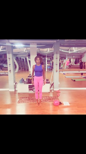 VB Method Traditional Pilates Class - 10 minute taster of warm up with me #pilates #braintreefitness #braintreepilates #essexwellness #braintreemums #essexpilates #fitandstrong #over40fitness #pilatesforwomen | Vanessa Blythe