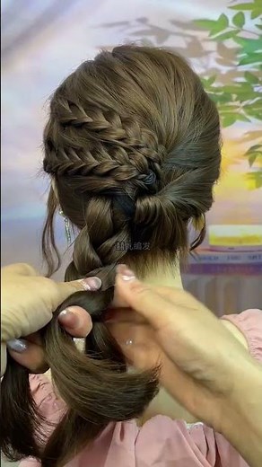 Beautiful & Simple Hairstyle in Just 2 Minutes 😍