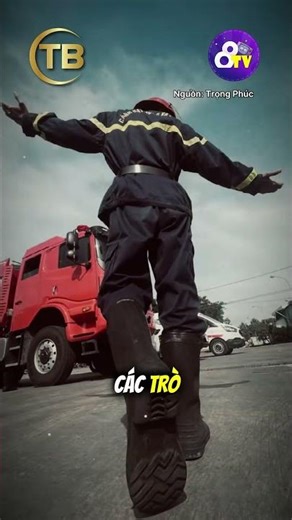 Soldiers join the trend of floor-sweeping shorts and vacuum-sealed shorts | TAM TV #shorts