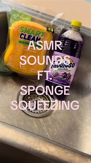 This was so fun to make. I love sponge squeezing and asmr so I mixed the two for this video. What do you think? #cleantok #asmr #spongesqueezing