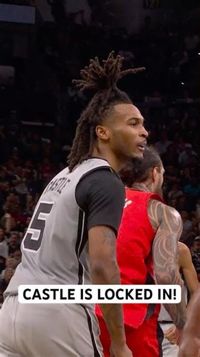 Stephon Castle with the TOUGH lay 😮‍💨