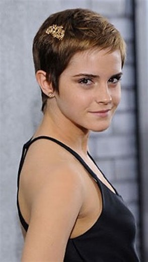 12K views · 20 reactions | Emma Watson dándolo todo en ‘Las ventajas de ser un marginado’ (2012) es nuestro ritmo bailón del viernes  ¿Has visto esta peli? ¿Qué nota le darías de 0️⃣ a ? #EmmaWatson #RitmoDelViernes | Esquire Spain | Facebook