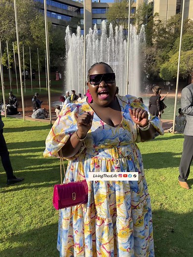 #graduate #graduationseason #sanamarena👩‍🎓🥳 #livingtheelife #thohoyandoutiktok #vendatiktok #nzheleletiktoker #polokwanetiktok