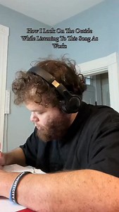 this song brings me SEROTONIN 🔥😂 | B. Henshawe