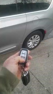 2017 Chrysler Pacifica problem with key fob