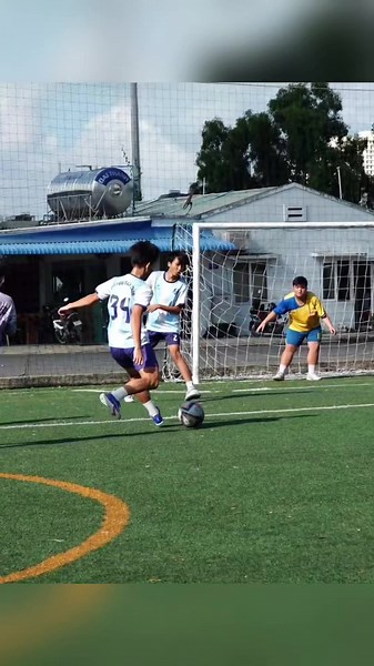 Quả người dứt điểm trong bóng đá: kỹ thuật và ý nghĩa