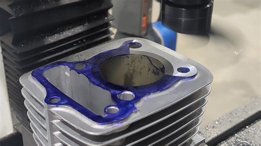 VintageHondaMinis.com (Traverse City, Michigan) This 1977 Honda XR75 cylinder was warped from heat over the years and rocking back and forth on the head to cylinder mating surface. If you have the tools use them. Now it is flat again and we can bore and hone it to its new piston. | Vintage Honda Minis