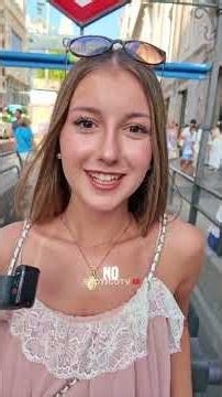 Is it mandatory to have a boyfriend nowadays? They answer with no filters.