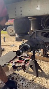 #peterbilt #repair #diy #install #hubinstall #repair #timpte #wheelend | Blevins Diesel
