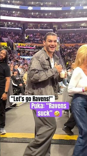Puka having fun with some Ravens fans 😭