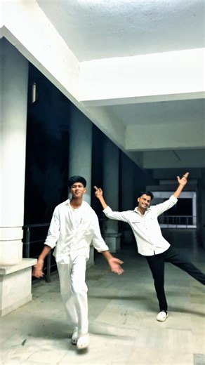 hello hello....... 👋 bale bale magadivoy movie song...