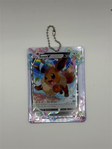 Eevee Pokèmon Trading Card Keychain – Pokèmon – Handmade Bag Charm – Fun Gift for Pokémon Card Fans & Collectors - Etsy