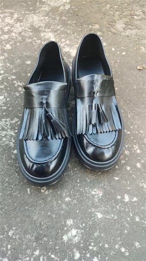 Stylish Black Tassel Shoes for Men