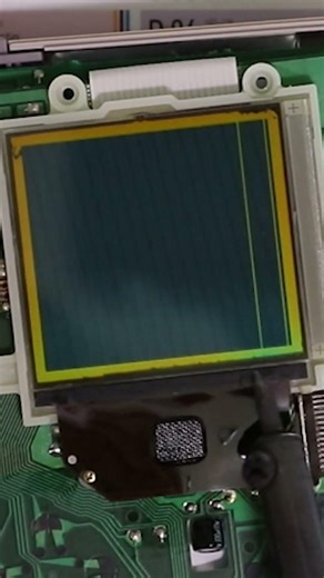 Vertical lines on your Game Boy? Easy fix! #shorts