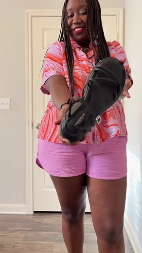 Building an intentional shoe collection from scratch 😅 still keeping things casual right now - heels are gonna have to wait! #personalstyle #shoetryon #shoetryonhaul #vagabondshoemakers