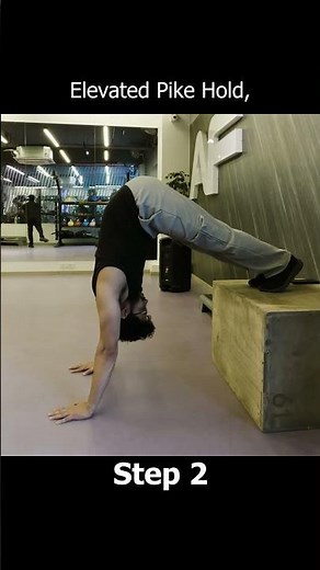 How to Build Handstand Strength 🔥