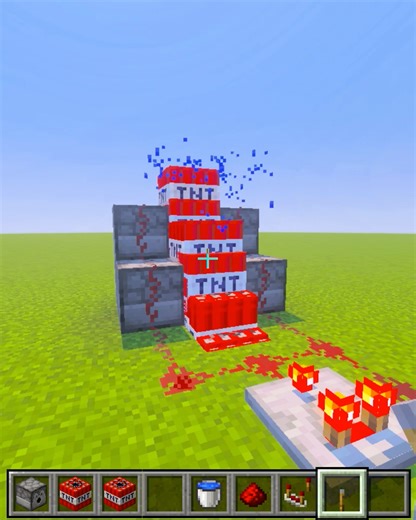 Minecraft TNT Cannon That Shoots CRAZY Far! 💣🔥#minecraft #shorts