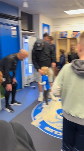 A surprise visit from Luke Williams during today’s Posh Stadium Tour… 😃 #pufc | Peterborough United