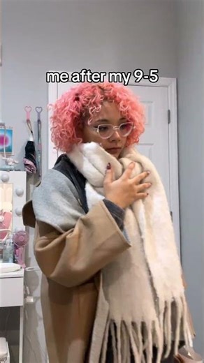 getting home from work to get back to work 👩‍💻✨