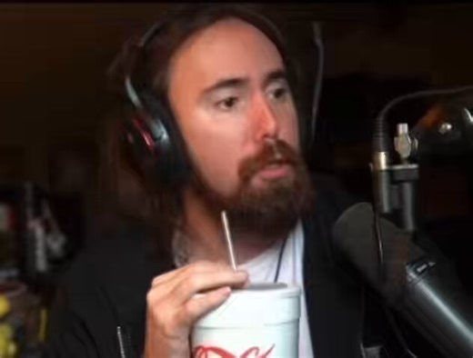 I don't think most female Vtubers are unattractive just because they're not all boobsy e-thots irl the core appeal is in idol culture and more unique and relatable nerdy personalities rather than gimmick of streaming with a "virtual" model alone it just helps with immersion.