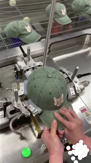 How the hat making machine works. #shorts