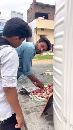 5.6M views · 10K reactions | What a plan  Watch till the end藍 . .. … Do Follow @sunil._.world for more videos❤️ . . . #new #telugureels #reels #telugu #comedy #funny #memes #funnymemes #meme #lol #love #humor #fun #dankmemes #tiktok #instagram #follow #funnyvideos #like #mao #jokes #instagood #viral #dailymemes #laugh #trending #comedian #sunilworld | Sunil Babu | Facebook