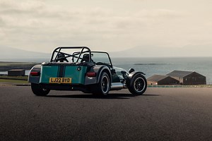 Caterham 620R wins best track car of last 25 years
