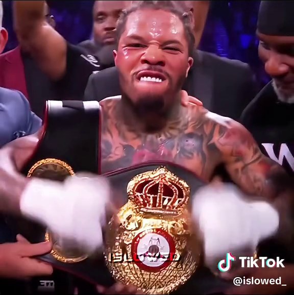 Gervonta Davis Knocks Out Frank Martin in Round 8