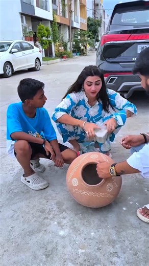 #viralvideo #aa23 #youtubeshorts #youtubeshorts #hindugod #editlyrics #shortsfeed #filtro#filtro