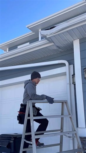 Here’s a snapshot of a quick and easy soffit repair. If the fascia is installed using trim nails, then I usually use a pair of “junker” aviation snips to cut the nail because stainless steel nails tend to damage the cutting edge of snips. I don’t try to pry the nail out so that I don’t risk denting the fascia. I hope this video helps, especially if you’re a homeowner looking to replace a couple of pieces of damaged soffit. Thanks for watching. . . . . . . . . . . . . #soffitrepair #soffitfix #so
