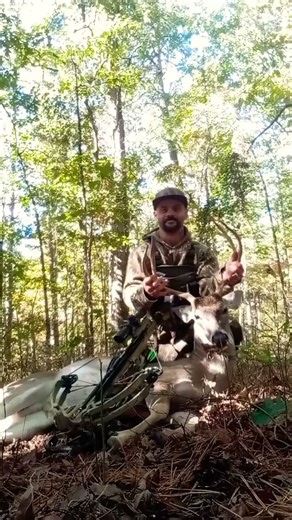 20 yrs of arrows and Broad heads, Team Henry,southern highland mountain hunters. #outdoors #hunting