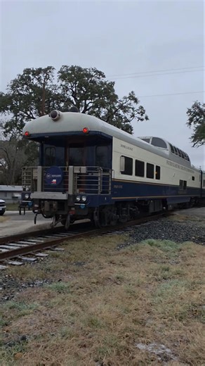 Extra long Sunset Limited through Columbus Tx with Patrick Henry private cars!