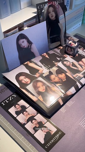 ITZY Cheshire Album Unboxing: Neon PC & Packing Orders