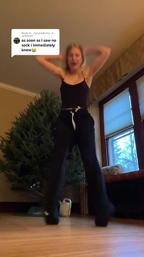 Replying to @_.sarahwilliams_ my way was safer, i think i will rate this one 10/10 pain wise and perhaps a broken pinky toe 😭☠️💀 … also if you like the feejays they are in my amazing store front in my bio lolz #fyp #GenshinImpact33 #foryou #hotdawg #splat #bridgitmendlerwillrise #determinate #AEHolidayCard #bridgitmendlerfan #pluto #feejays