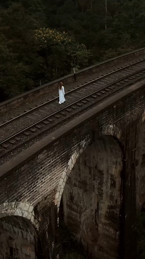 42K views · 979 reactions | Nine arch bridge located in ella with 30 minute walk through the jungle and railway track from ella station Tips for visit nine arch bridge if your planning to go there for photos  Lahiru Iddamalgoda | Travel Voice | Facebook