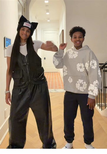 Ciara's Catchy Hooks and Rhythmic Beats