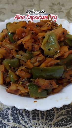 Let's make yummiest aloo capsicum fry in just a few minutes || Easy Recipe #shorts #food #aloo
