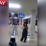 Hilarious video shows woman’s failed attempt at bowling! (video) - ProtoThema English