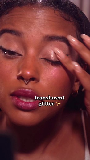 About Face Fractal Glitter: Translucent Eye Glitter Tutorial