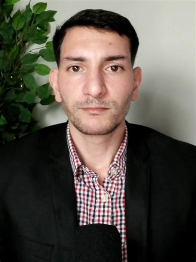 L'Espagne face au conflit mondial. 🇪🇸🇺🇸🇮🇱🇮🇷🇵🇸🚨 Lors d'un meeting à Valladolid ce 7 mars, le Premier ministre Pedro Sánchez a réaffirmé son refus de soutenir l'escalade militaire américano-israélienne en Iran. Face aux critiques du PP et de Vox qui l'accusent d'isoler le pays, il défend une position de nation pionnière, faisant le parallèle avec la reconnaissance de l'État de Palestine en 2024. Il affirme que dire