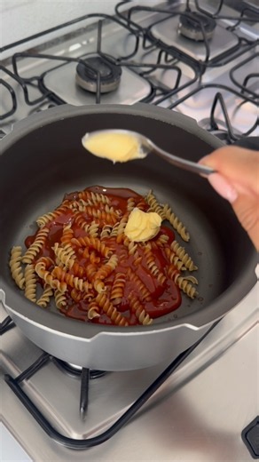 Macarrão de panela de pressão fácil e rápido😍🤤