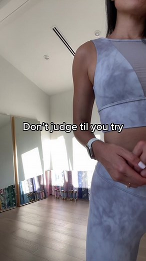 Weightless arm exercises 🔥 every time. #tutorials #wellness #pilates