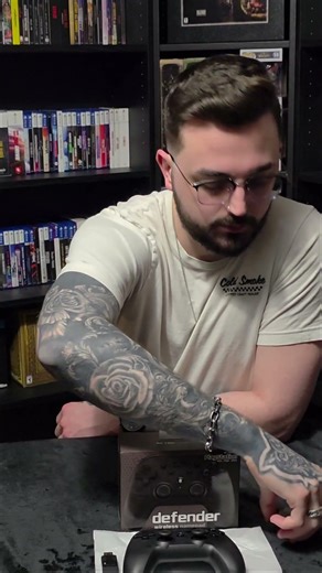 So d×mn clumsy all the time 🥀 #retrogaming #playstation #ps2 #y2k #tech #techreview #videogames #ps3