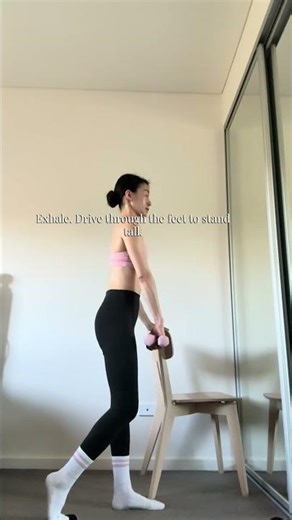 Strong Core, Sculpted Hamstrings #barrefit #barreworkout #balletfit #hamstringworkout