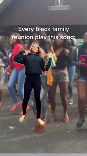 every black family reunion play this song 😂 #fyp #foryou #blackfamily #greenscreen ￼