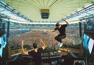 🇮🇹 RELOAD MUSIC FESTIVAL 2017 🇮🇹 www.reloadmusicfestival.com Let's Samba togheter Reloaders! | Reload Music Festival