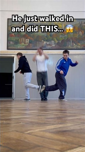 Jumpstyle duo turned trio in seconds 🔥😱 #jumpstyle #dance