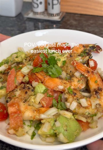 Refreshing Shrimp Avocado Salad Recipe